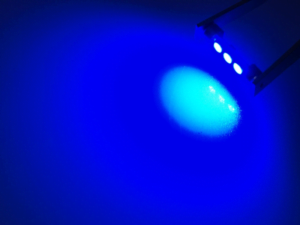 Soffitte LED Röhrenlampe 36mm für 24 Volt Betrieb - Farbe blau - EAN: 6090542313366