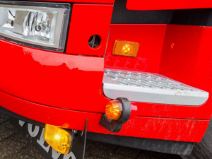 Volvo FH4 vrachtwagen instap met Deense LED breedtelicht - voor 12 en 24 volt gebruik - EAN: 7392847307958