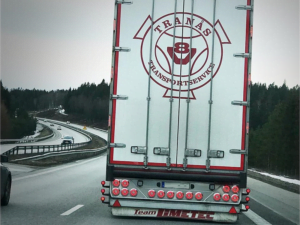 Strands LED achterlicht gemonteerd op achterbumper met Scania logo - EAN: 7323030003609