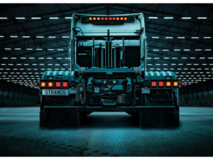 IZE LED mistlicht van Strands Gemonteerd op een Scania - INGESCHAKELD