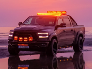 Dodge Ram 1500 jeep met LED verlichting van Strands - LED lamp met donker glas - EAN: 7350133816300