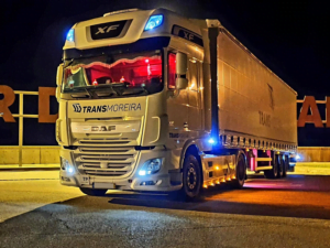T10 LED lamp wit - geschikt voor 24 volt gebruik - stadslicht, interieurlicht, verstraler licht voor de vrachtwagen - set van 2 stuks - EAN: 6090447942913