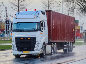 Volvo FH4 truck with various extra LED lighting