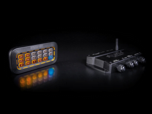 Strands Cruise Light afstandsbediening draadloos - remote control die geschikt is voor de CL Beacon bars van Strands - ontvanger heeft 6 inkomende poorten en kan maximaal 700w verdragen - EAN: 7350133815556