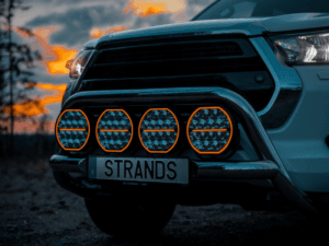 SUV with Strands 270976