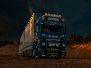 Siberia XP 7 inch gemonteerd op een Scania vrachtwagen