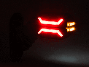 Breedtelamp DRAGON - oranje, rood en wit LED licht - HOR134