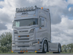 Scania voorzien van DRL Xenon wit 40841